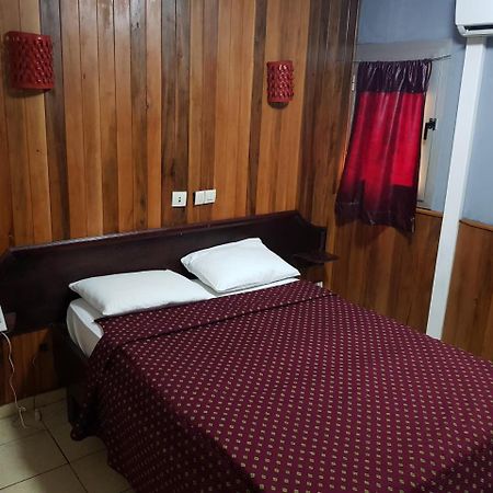 Saffana Hotel Дуала Экстерьер фото