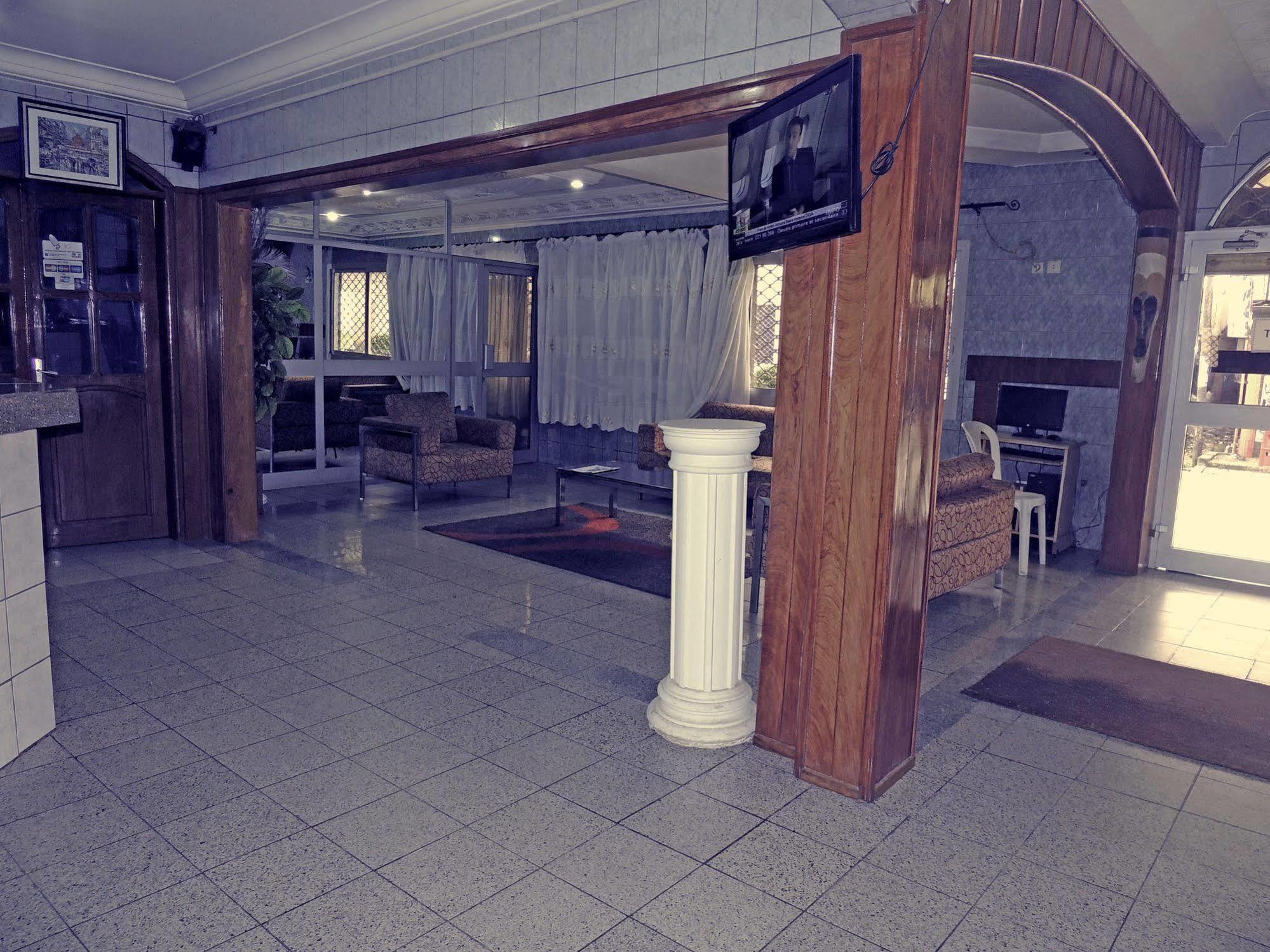 Saffana Hotel Дуала Экстерьер фото
